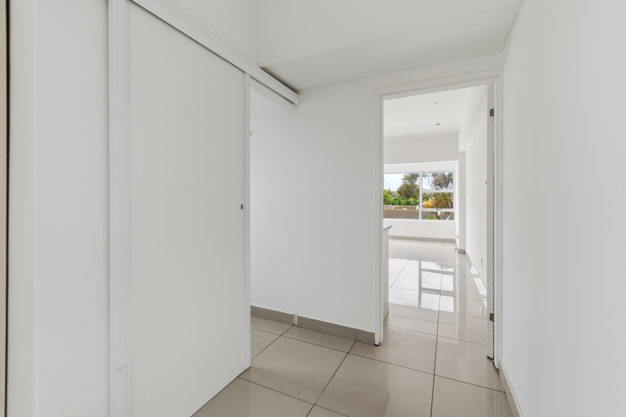 1 Bedroom Property for Sale in Heathfield Western Cape